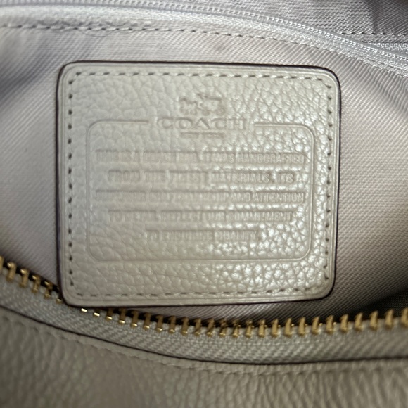 Purse - Picture 3 of 3